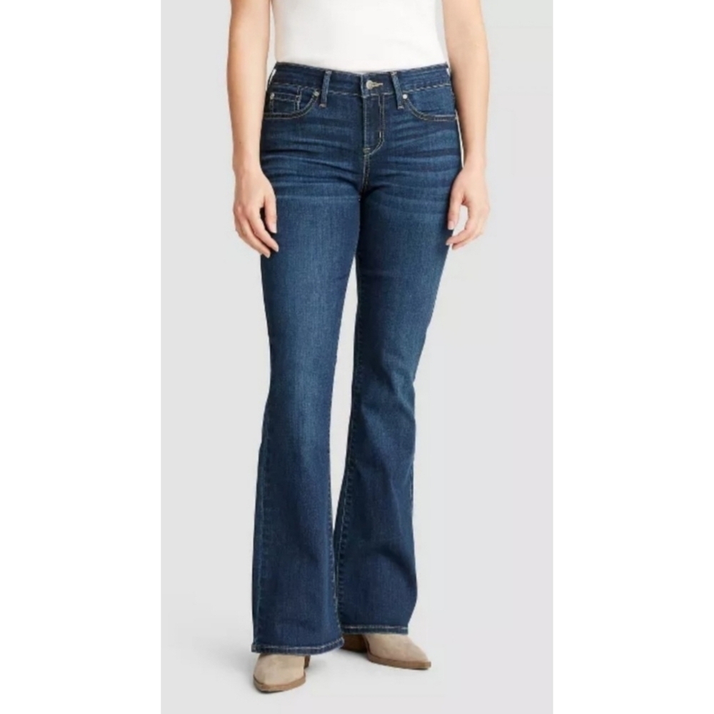 Denizen from Levi's Modern Bootcut Stretch Jeans